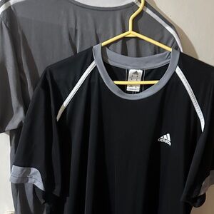 Adidas Men's Black and Gray Short Sleeve Tee